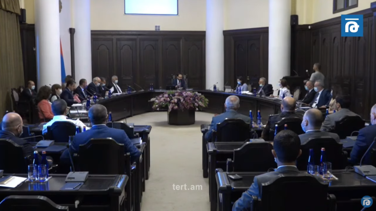 Կառավարությունը նախատեսում է ստեղծել առանձին մասնագիտացումներ ունեցող քաղաքացիական և վարչական պալատներ (տեսանյութ)