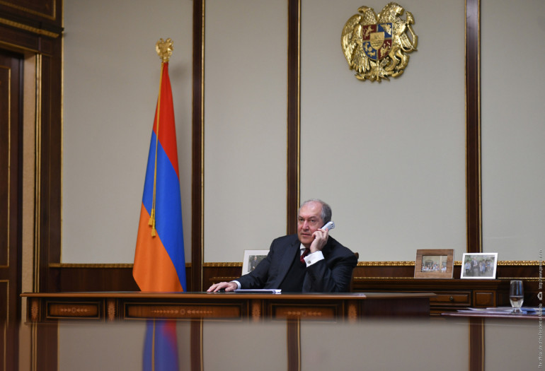 Ընտրությունների ժամանակ իրավապահները պետք է երաշխավորեն իրավունքի գերակայությունը և խստագույնս կանխեն օրենքի և իրավունքի ցանկացած խախտում, ՀՀ նախագահն ասել է ԱԱԾ պետին և ոստիկանապետին