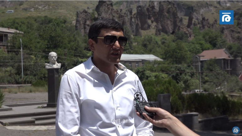 Գորիսեցիների կարծիքի վրա որևէ մեկը չի կարող ազդել. Առուշ Առուշանյանը՝ Սյունիքում Ոստիկանության գործողությունների մասին (տեսանյութ) Գորիսեցիների կարծիքի վրա որևէ մեկը չի կարող ազդել. Առուշ Առուշանյանը՝ Սյունիքում Ոստիկանության գործողությունների մասին (տեսանյութ)