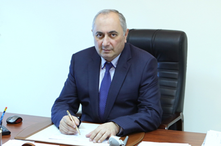 ՀՔԾ–ն «Իզմիրլյան» ԲԿ-ի ղեկավար Արմեն Չարչյանին որպես մեղադրյալ ներգրավելու մասին որոշում է կայացրել, նաև նրան կալանավորելու միջնորդություն է ներկայացվել