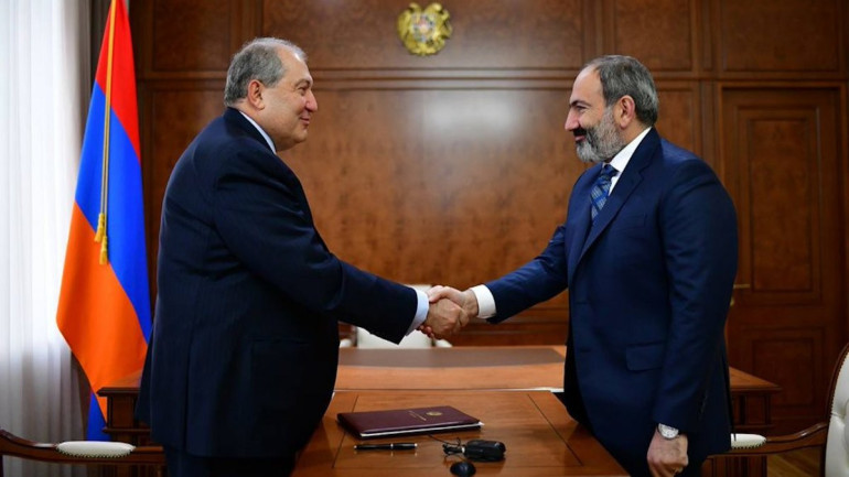 Արմեն Սարգսյանը շնորհավորել է Նիկոլ Փաշինյանին