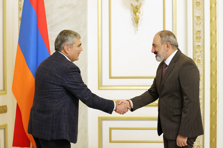 Մեզ համար գերկարևոր է ՀՀ անկախության գիծն անընդհատ պահելու գործընթացը, որը  պահում ենք արևմտյան մոտեցումներ ներկայացնելով. Արամ Սարգսյանը՝ Նիկոլ Փաշինյանին