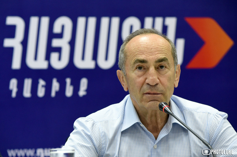 Օրակարգում մնալու է իշխանություն վերցնելու, վարչապետ դառնալու հարցը. Ռոբերտ Քոչարյան (Տեսանյութ) Օրակարգում մնալու է իշխանություն վերցնելու, վարչապետ դառնալու հարցը. Ռոբերտ Քոչարյան (Տեսանյութ)