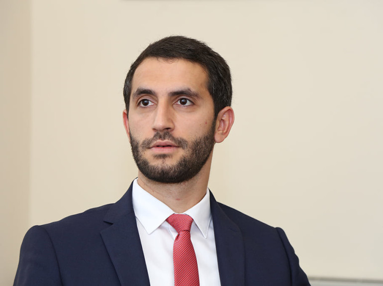 Iravunq: Pashinyan’s pick for foreign minister ‘not from diplomatic corps’