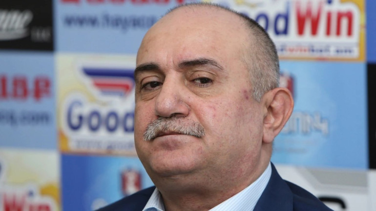 Iravunq: Pashinyan to appoint former Karabakh army chief as Armenia's defense minister