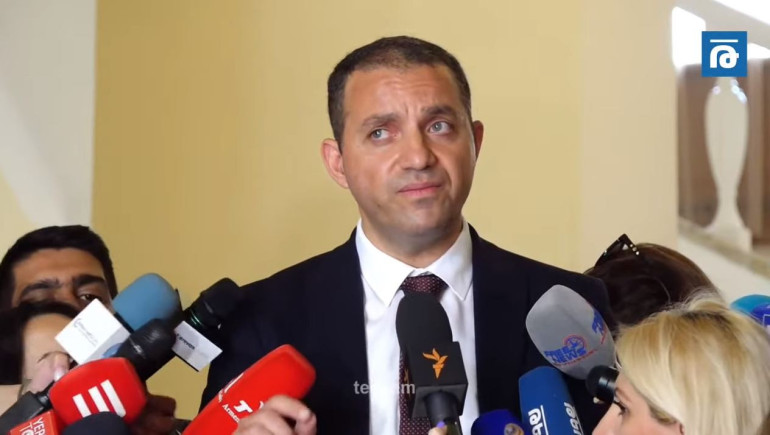Ինձ ինչո՞ւ հաշվի չեք առնում, ես էլ եմ եղել բիզնեսմեն, բայց վերջին 7 ամսում օրական միջինը 15 ժամ աշխատել եմ․ Վահան Քերոբյանը՝ Խաչատուր Սուքիասյանի, Գուրգեն Արսենյանի՝ ՔՊ ցուցակում լինելու մասին