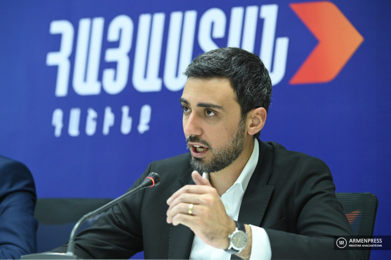 «Ցանկալի կլիներ»՝ դադարեցնեք քաղաքական հետապնդումները, այդ թվում՝ Չարչյանի գործով պրիմիտիվ, աբսուրդի հասնող հետապնդումը, վերադարձեք իրավական հարթություն, չնայած այդպես էլ լինելու է.Վարդևանյանը՝ ՀՔԾ-ին