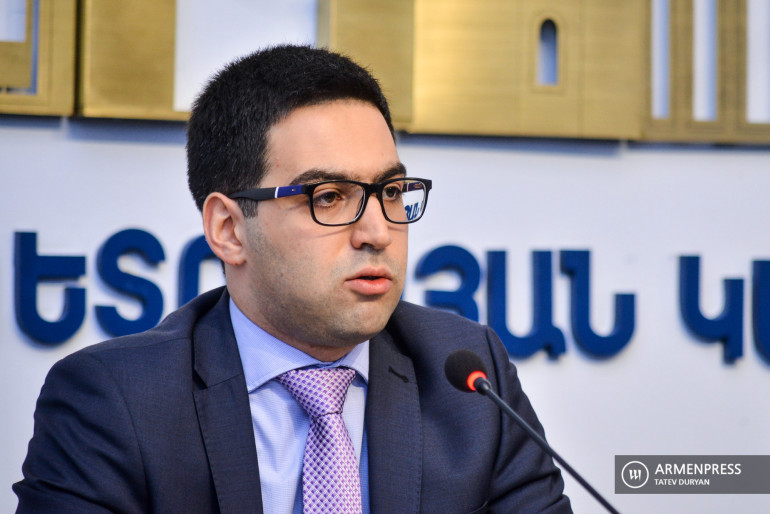 2020-ի նոյեմբերին Ռուստամ Բադասյանը բնակարան է գնել Երևանում, ավելի քան 7 մլն դրամ պարգևավճար է ստացել․ արդարադատության նախարարի պաշտոնակատարի հայտարարագիրը