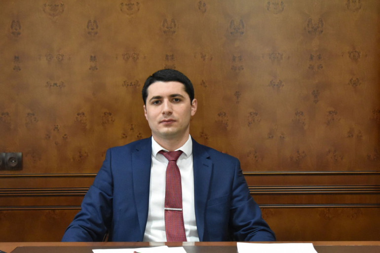Պատերազմի ընթացքում ԱԱԾ տնօրենի պաշտոնից ազատված Արգիշտի Քյարամյանը պարգևատրվել է Արիության մեդալով՝ սահմանների պաշտպանության գործում ցուցաբերած արիության համար
