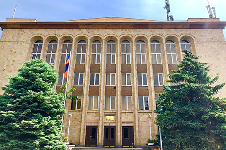 Ընտրությունների արդյունքներն անվավեր ճանաչելու պահանջով 4 քաղաքական ուժի դիմումների դատաքննությանը կմասնակցի նաև «Քաղաքացիական պայմանագիր»-ը. Ռուստամ Բադասյան
