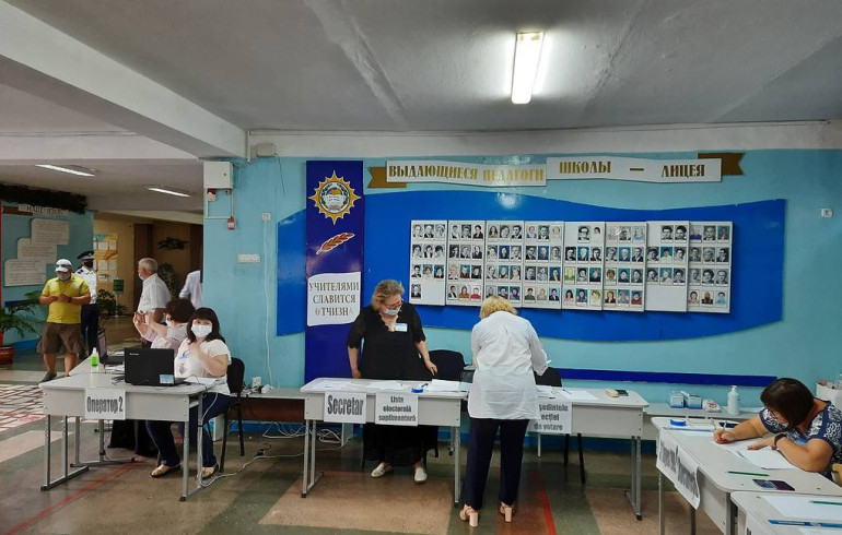 Մոլդովայում արտահերթ խորհրդարանական ընտրությունները մեկնարկել են