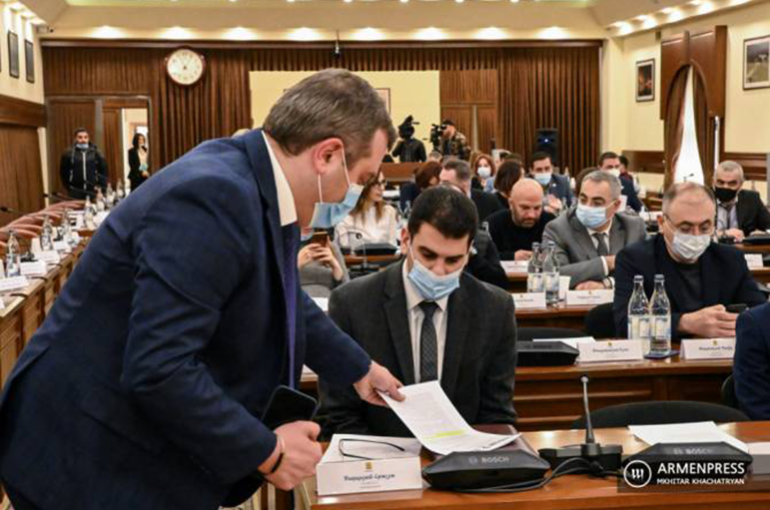 «Իմ քայլը» կուսակցության ավագանու անդամ Սուրեն Օհանյանը դադարեցնում է լիազորությունները