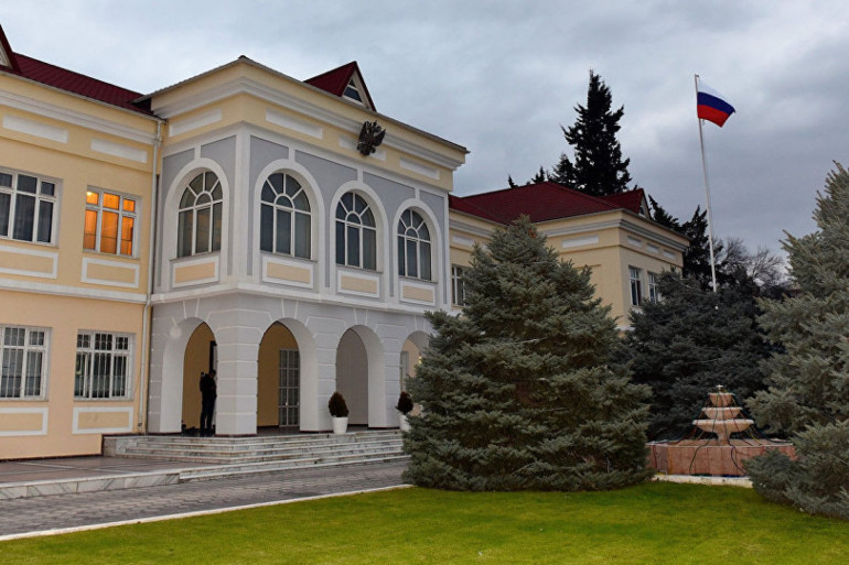 Բաքվում ՌԴ դեսպանատունը մեկնաբանել է դեսպանի` Ադրբեջանի կառավարության հրավերն անտեսելն ու Շուշի չմեկնելը