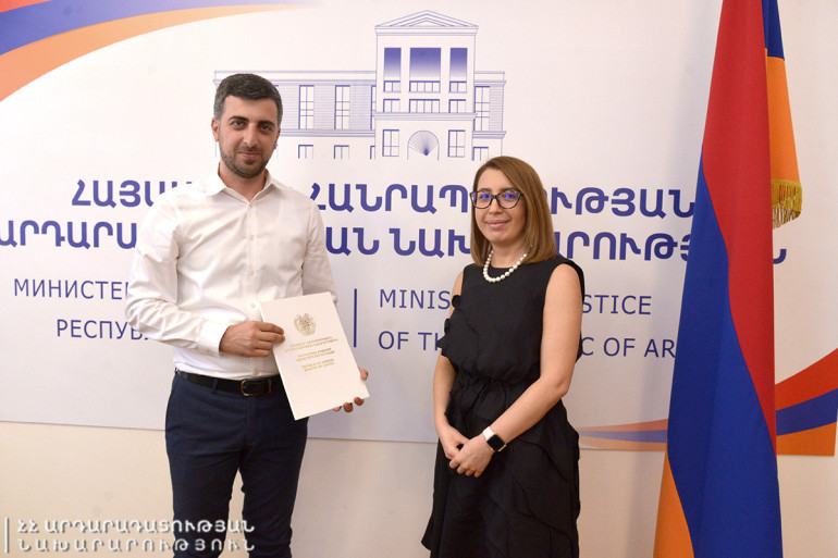 Սնանկության գործով կառավարչի որակավորման վկայականներ են հանձնվել որակավորման եռափուլ ստուգումը հաղթահարած յոթ անձի