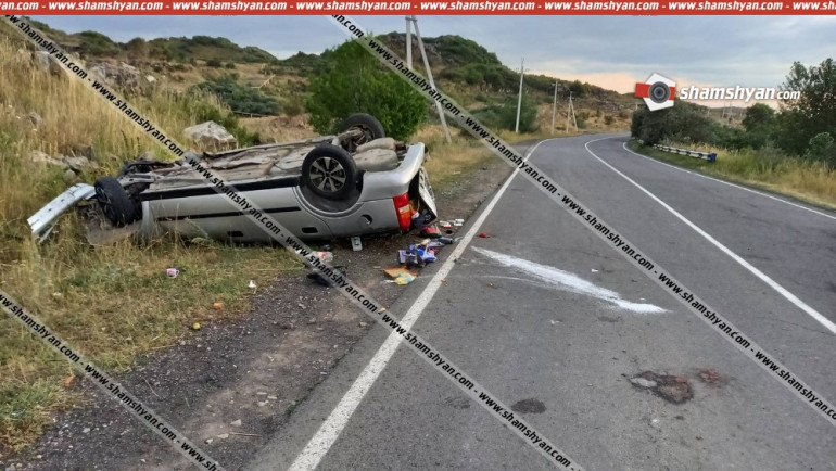 Խոշոր ավտովթար Գեղարքունիքի մարզում. ՀՀ ՊՆ 34-ամյա ծառայողը Opel-ով բախվել է քարերին և գլխիվայր շրջվել. կա 8 վիրավոր. Shamshyan.com