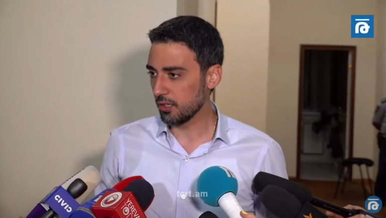 ՍԴ-ն այս պայմաններում չունեցավ խիզախություն կայացնելու ճիշտ որոշում, որն ընտրության արդյունքներն անվավեր ճանաչելու մասին էր. Արամ Վարդևանյան (տեսանյութ)