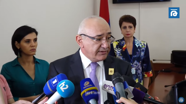 Կալանավորված թեկնածուները կստանան իրենց պատգամավորական մանդատները, նրանք իրավունք ունեն իրականացնելու իրենց պատգամավորական գործունեությունը․ Մուկուչյան (տեսանյութ)