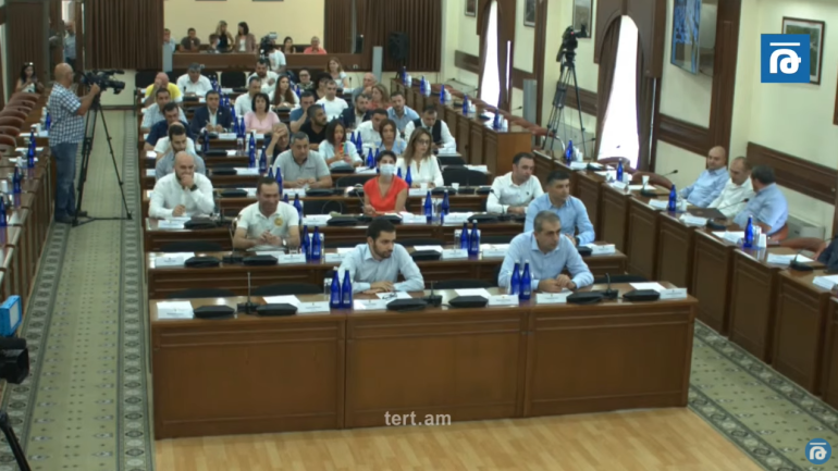 Քաղաքապետարանի շուրջ 2000 աշխատակցի աշխատավարձը կբարձրանա (տեսանյութ)