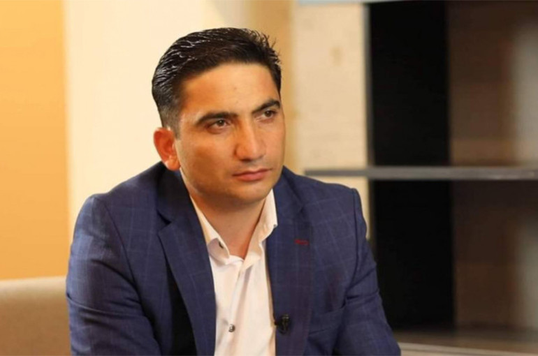 ԱԱԾ-ն առգրավել է լրագրող Նաիրի Հոխիկյանի հեռախոսը