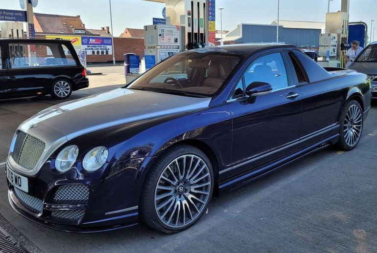 Անգլիացի թյուներները Bentley Flying Spur սեդանը վերածել են ոճային պիկապի (լուսանկարներ)