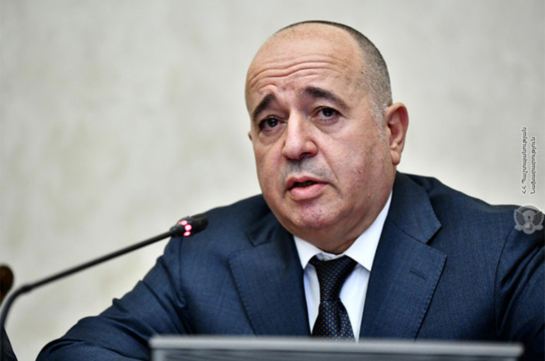 Արշակ Կարապետյանն ազատվել է ՊՆ առաջին տեղակալի պաշտոնից