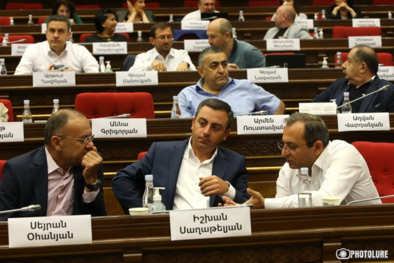 Իշխան Սաղաթելյանը երկրորդ անգամ չընտրվեց ԱԺ փոխնախագահ. վաղը տեղի կունենա 3-րդ քվեարկությունը (տեսանյութ)