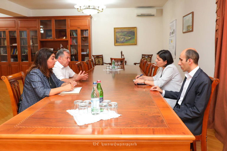 Արցախի պետական նախարարն ընդունել է ՀՀ գիտությունների ազգային ակադեմիայի նախագահին Արցախի պետական նախարարն ընդունել է ՀՀ գիտությունների ազգային ակադեմիայի նախագահին
