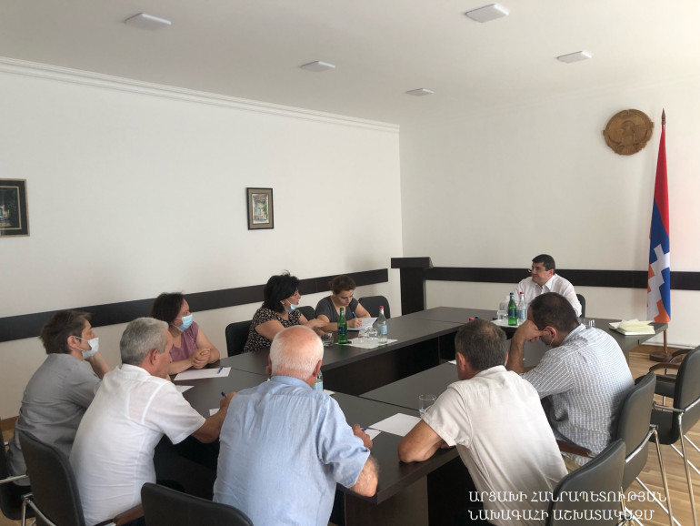 Արայիկ Հարությունյանը Երևանում հանդիպել է 44-օրյա պատերազմի հետևանքով Արցախից տեղահանված քաղաքացիների խնդիրներով զբաղվող ՀԿ-ների ներկայացուցիչների հետ