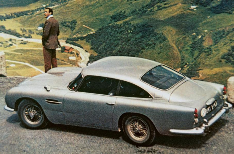 Ջեյմս Բոնդի՝ 90-ականներին առևանգված Aston Martin կուպեն հաջողվել է գտնել Մերձավոր Արևելքում