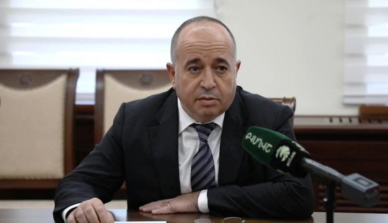 Պաշտպանության նախարարի գլխավորած պատվիրակությունը մեկնել է ՌԴ

 