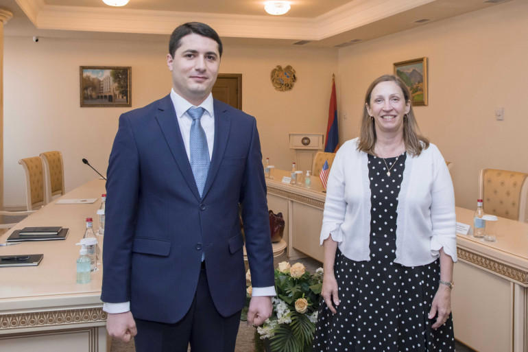 Արգիշտի Քյարամյանն ընդունել է ԱՄՆ դեսպան Լին Թրեյսիին, քննարկվել են երկու երկրների իրավապահ մարմինների համագործակցությանը վերաբերող հարցեր