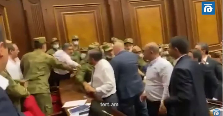Փաշինյանի ուղղորդմամբ Աննա Մկրտչյանի ու Արծվիկ Մինասյանի նկատմամբ տեղի ունեցածը ոչ միայն հանցագործություն է, այլև պառլամենտարիզմի ոտնահարում․ Պառլամենտարիզմի զարգացման միջազգային կենտրոն