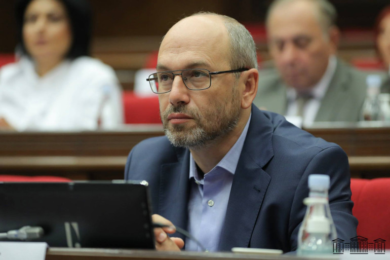 Վնասվել է Գեղամ Նազարյանի աչքը, նա գտնվում է ակնաբուժական կենտրոնում