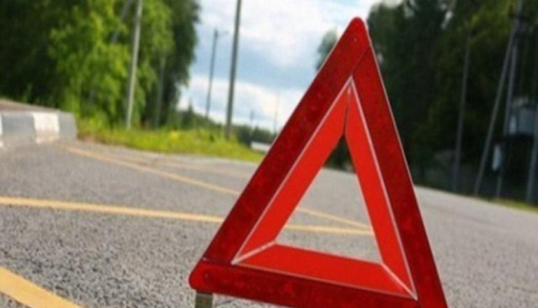 Արարատի մարզում «Վոլվո» ավտոմեքենայի վարորդը 25-ամյա երիտասարդին կյանքից զրկելու դիտավորությամբ վրաերթի է ենթարկել վերջինիս, վարել նրա վրայով և հեռացել դեպքի վայրից. 20-ամյա երիտասարդը ձերբակալվել է