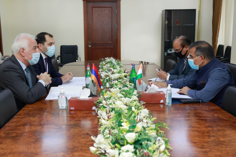 «Կառավարությունն առանձնահատուկ վերաբերմունք է դրսևորում Հնդկաստանի հետ հարաբերություններում հատկապես բարձր տեխնոլոգիական արդյունաբերության ոլորտում». ԲՏԱ նախարարը հանդիպել է Հնդկաստանի դեսպանին