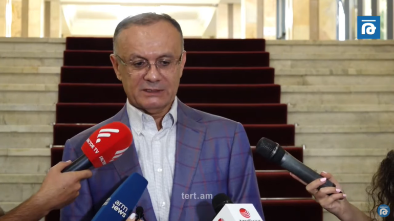 Իշխանությունները ենթադրում են, որ այդ տարածքները անցնելու են Ադրբեջանին, և պարբերաբար օգտագործում են ադրբեջանական անվանումներ. Օհանյանը՝ ադրբեջանական տեղանունների կիրառման մասին Իշխանությունները ենթադրում են, որ այդ տարածքները անցնելու են Ադրբեջանին, և պարբերաբար օգտագործում են ադրբեջանական անվանումներ. Օհանյանը՝ ադրբեջանական տեղանունների կիրառման մասին