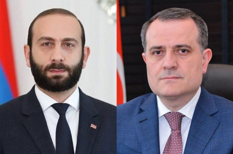 Նյու Յորքում կայացել է Հայաստանի և Ադրբեջանի արտգործնախարարների հանդիպումը․ այն առաջինն էր 2020 թվականի նոյեմբերից հետո Նյու Յորքում կայացել է Հայաստանի և Ադրբեջանի արտգործնախարարների հանդիպումը․ այն առաջինն էր 2020 թվականի նոյեմբերից հետո
