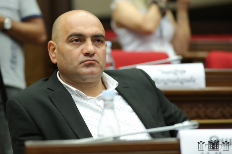 Բենզինի գնիջեցում առաջիկայում չի լինի, գնաճ` նույնպես. Տնտեսագետը՝ վառելիքի գնի բարձրացման պատճառների մասին Բենզինի գնիջեցում առաջիկայում չի լինի, գնաճ` նույնպես. Տնտեսագետը՝ վառելիքի գնի բարձրացման պատճառների մասին
