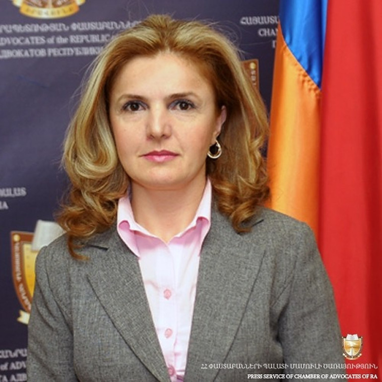 Փաստաբան Արմենուհի Առաքելյանը, երեխայի ծնողներն ու կեղծ որդեգիրները փորձել են երեխա վաճառել. գործը դատարանում է Փաստաբան Արմենուհի Առաքելյանը, երեխայի ծնողներն ու կեղծ որդեգիրները փորձել են երեխա վաճառել. գործը դատարանում է
