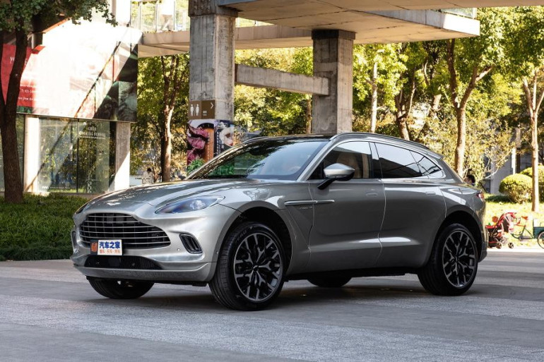 Aston Martin-ը ներկայացրել է 2022թ.-ի նորագույն ամենագնացը՝ Mercedes-AMG-ից փոխառված շարժիչով (լուսանկարներ)

 