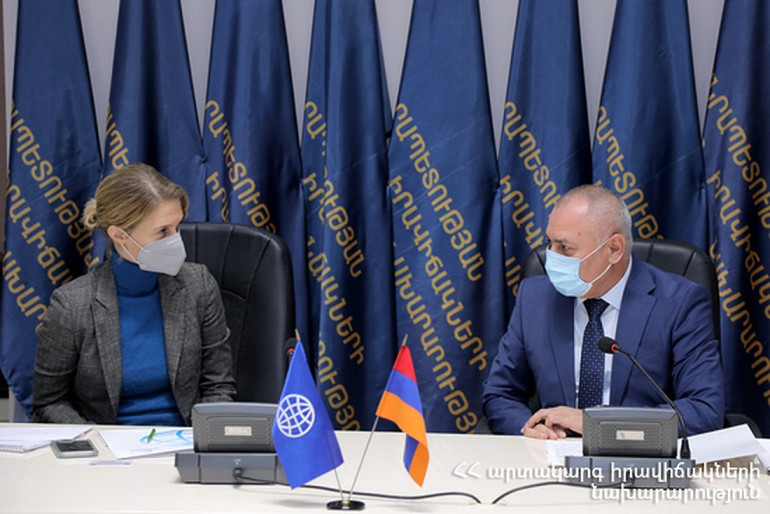 ԱԻ նախարարն ընդունել է Համաշխարհային բանկի Երևանի գրասենյակի նորանշանակ ղեկավարին ԱԻ նախարարն ընդունել է Համաշխարհային բանկի Երևանի գրասենյակի նորանշանակ ղեկավարին