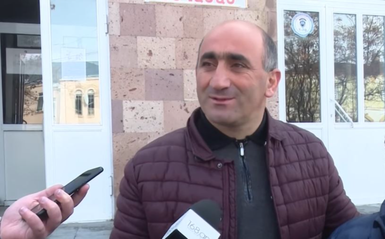 Ապարանցուն ո՞նց կարան վախեցնեն, ցավդ տանեմ, քրեական գործերը շոու են․ Ապարանի քաղաքապետ