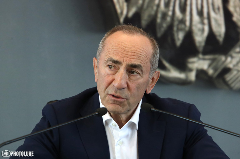 Իմ և Հայկ Մարությանի միջև հանդիպում երբեք չի եղել․ եթե իշխանությունը վստահ լիներ, որ կհաղթի Երևանում, կգնար ընտրությունների․ մայրաքաղաքը չի կարող ղեկավարել մեկը, ում ոչ ոք չի ճանաչում․ Քոչարյան Իմ և Հայկ Մարությանի միջև հանդիպում երբեք չի եղել․ եթե իշխանությունը վստահ լիներ, որ կհաղթի Երևանում, կգնար ընտրությունների․ մայրաքաղաքը չի կարող ղեկավարել մեկը, ում ոչ ոք չի ճանաչում․ Քոչարյան
