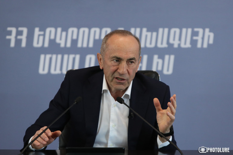 Թուրքիայի 3 նախապայմաններն էլ կատարվել են, և ավելի մեծ երեսպաշտություն դժվար է հորինել, քան ասել՝ պատրաստ ենք բանակցել առանց նախապայմանների․ Ռոբերտ Քոչարյան Թուրքիայի 3 նախապայմաններն էլ կատարվել են, և ավելի մեծ երեսպաշտություն դժվար է հորինել, քան ասել՝ պատրաստ ենք բանակցել առանց նախապայմանների․ Ռոբերտ Քոչարյան
