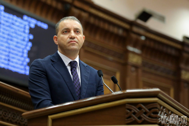 Անկախ թանկացումներից՝ մարդիկ, միևնույն է, ավելի լավ են սկսել ապրել․ Վահան Քերոբյան Անկախ թանկացումներից՝ մարդիկ, միևնույն է, ավելի լավ են սկսել ապրել․ Վահան Քերոբյան