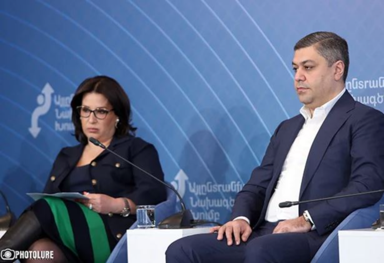 Այս իշխանությունները պետք է հեռանան, որպեսզի կարողանանք ձևակերպել հետագայի օրակարգը. Արթուր Վանեցյան Այս իշխանությունները պետք է հեռանան, որպեսզի կարողանանք ձևակերպել հետագայի օրակարգը. Արթուր Վանեցյան