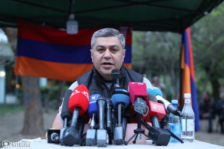 Իշխանությունները ստում են, մեր պայքարի հետևանքով նոր պատերազմ չի լինելու, այն լինելու է, եթե իրենք մնան իշխանության. Արթուր Վանեցյան