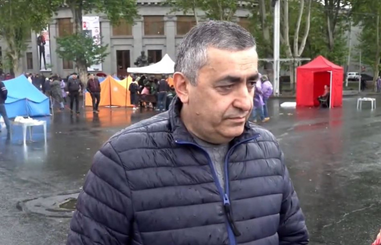 Փաշինյանի հեռանալը կլինի ժամերի հարց, եթե իր հենարան ուժայինները չսատարեն նրան․ Արմեն Ռուստամյան