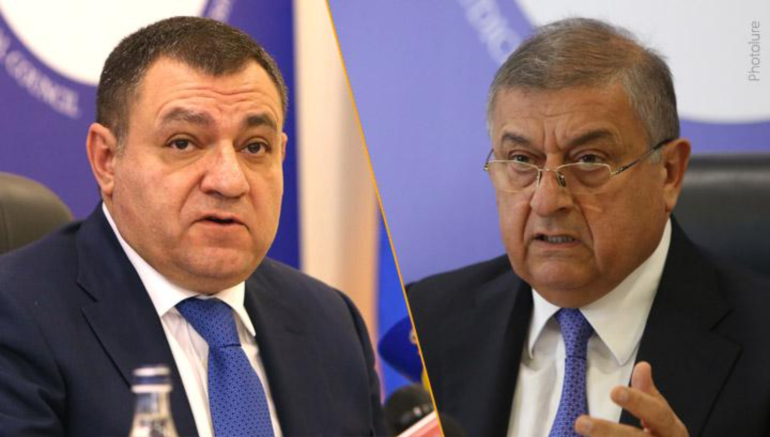 Չեմ ուզում Քոչարյան Ռոբերտը հետ գա, եթե իմանամ Վանեցյանն է գալու, Ղազինյանը, իրանց կողքին կկանգնեմ․ Վարդազարյանը հրապարակել է Գագիկ Ջհանգիրյանի ձայնագրությունը (տեսանյութ) Չեմ ուզում Քոչարյան Ռոբերտը հետ գա, եթե իմանամ Վանեցյանն է գալու, Ղազինյանը, իրանց կողքին կկանգնեմ․ Վարդազարյանը հրապարակել է Գագիկ Ջհանգիրյանի ձայնագրությունը (տեսանյութ)