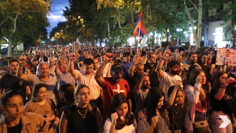 Ընդդիմությունն իհարկե սխալներ ունի, բայց մեր սխալները հազարավոր զոհերի ու հայրենիքի կործանման չեն բերել․ «Դիմադրություն» շարժման հանրահավաքն ավարտվեց